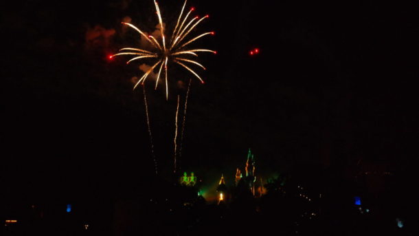 , Disneyland Photo Update: Halloween Crowd Crush & Splash in the Dark