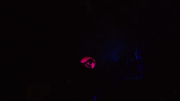 , Disneyland Photo Update: Halloween Crowd Crush & Splash in the Dark
