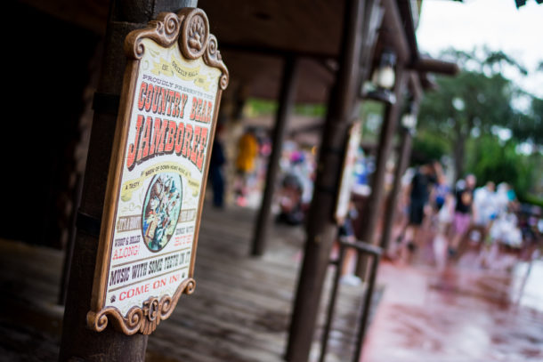 , Dateline Disney World – Rain Soaked Magic Kingdom News