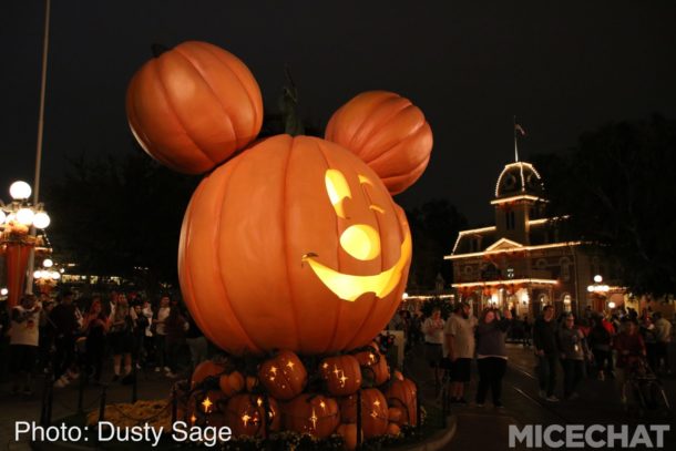 , When Two Holidays Collide – Disneyland Photo and News Update