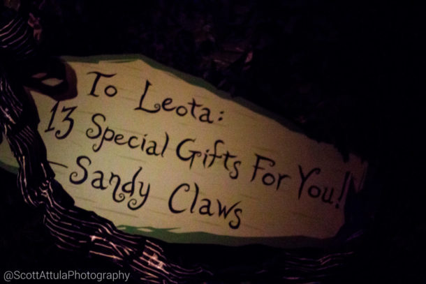 , Disneyland Photo Update: Halloween Crowd Crush & Splash in the Dark