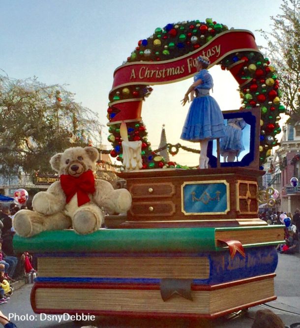 , Disneyland Update: It’s All About The Candy Canes
