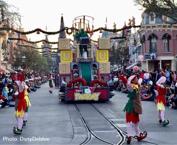 , Disneyland Update: It&#8217;s All About The Candy Canes