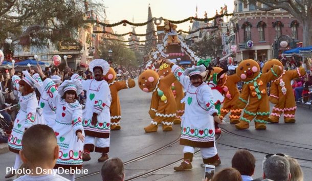 , Disneyland Update: It&#8217;s All About The Candy Canes