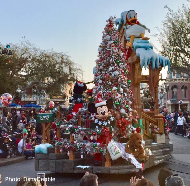 , Disneyland Update: It&#8217;s All About The Candy Canes