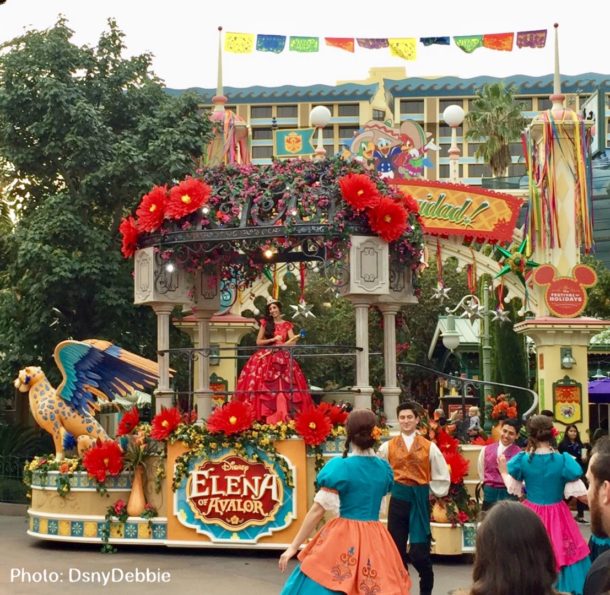 , Disneyland Update – Candlelight Warms The Night
