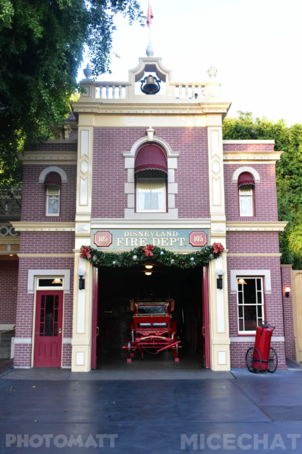 , Disneyland Update &#8211; It&#8217;s Beginning To Look A Lot Like Christmas!