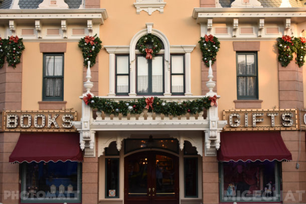 , Disneyland Update &#8211; It&#8217;s Beginning To Look A Lot Like Christmas!