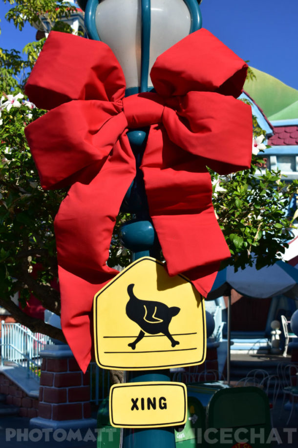 , Disneyland Update &#8211; It&#8217;s Beginning To Look A Lot Like Christmas!