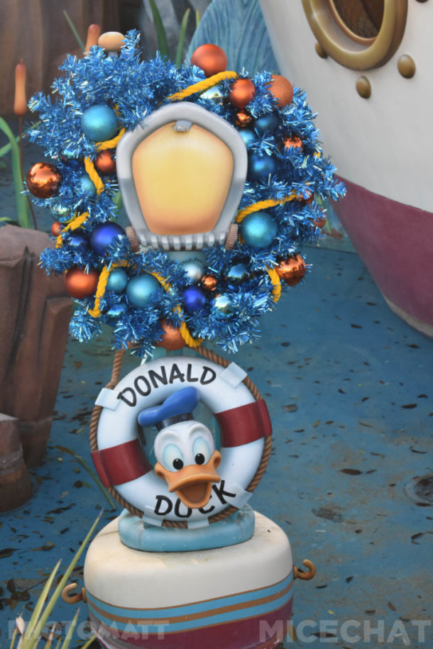 , Disneyland Update &#8211; It&#8217;s Beginning To Look A Lot Like Christmas!