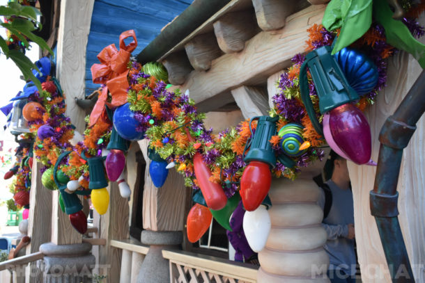 , Disneyland Update – It’s Beginning To Look A Lot Like Christmas!