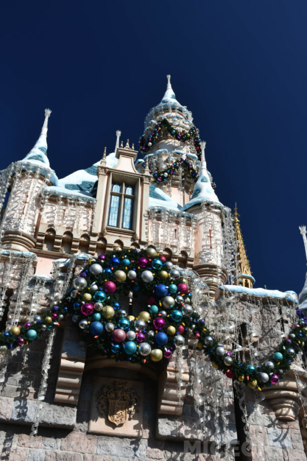 , Disneyland Update &#8211; It&#8217;s Beginning To Look A Lot Like Christmas!