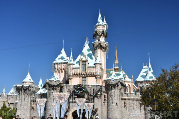 , Disneyland Update &#8211; It&#8217;s Beginning To Look A Lot Like Christmas!