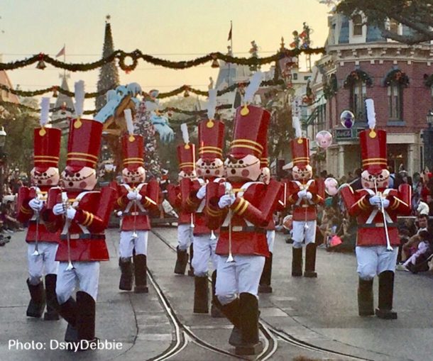 , Disneyland Update: It’s All About The Candy Canes