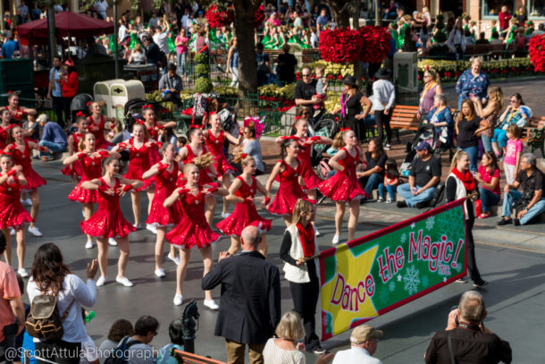 , Disneyland Update – It’s a Jingle Jangle Jedi Christmas