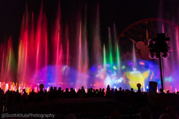, Disneyland Update – Candlelight Warms The Night