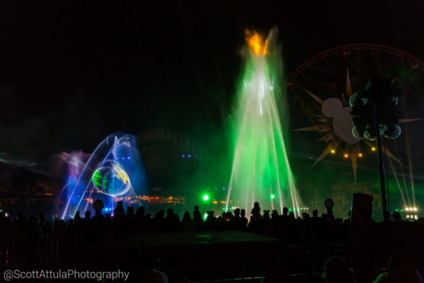 , Disneyland Update – Candlelight Warms The Night