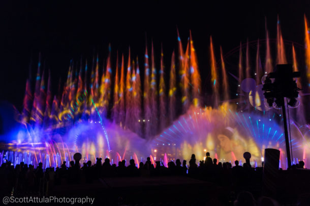 , Disneyland Update – Candlelight Warms The Night