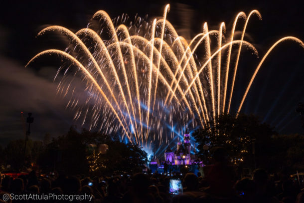 , Disneyland Update: It’s All About The Candy Canes