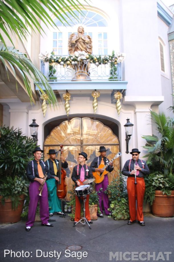 , Disneyland Update – It’s a Jingle Jangle Jedi Christmas