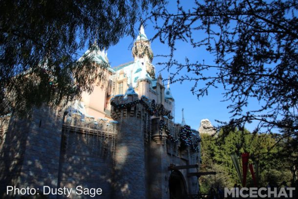 , Disneyland Update &#8211; It&#8217;s a Jingle Jangle Jedi Christmas