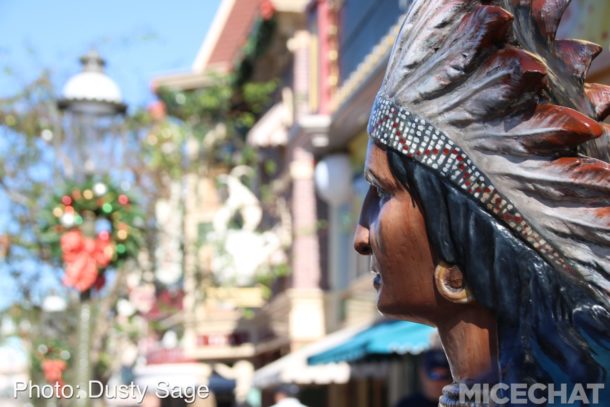 , Disneyland Update: It’s All About The Candy Canes