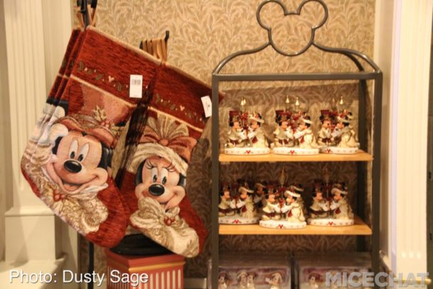 , Disneyland Update: It’s All About The Candy Canes