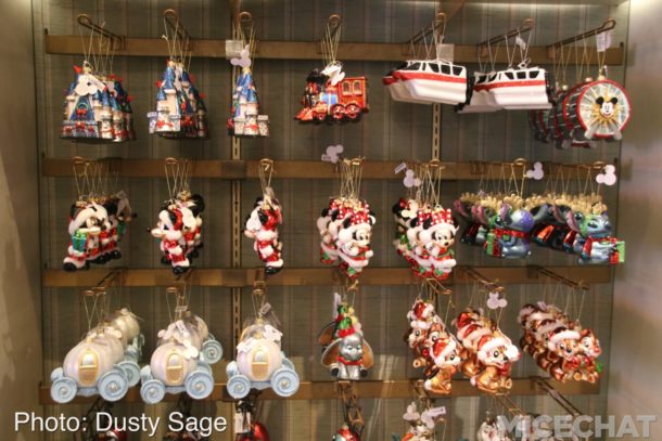 , Disneyland Update: It’s All About The Candy Canes