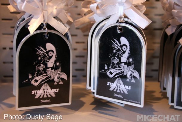 , Disneyland Update: It’s All About The Candy Canes