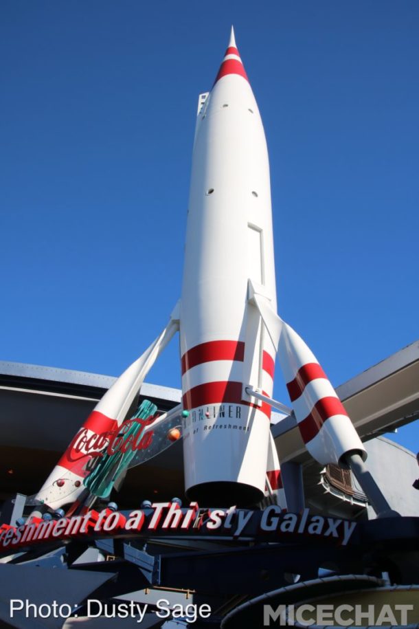 , Disneyland Update: It’s All About The Candy Canes