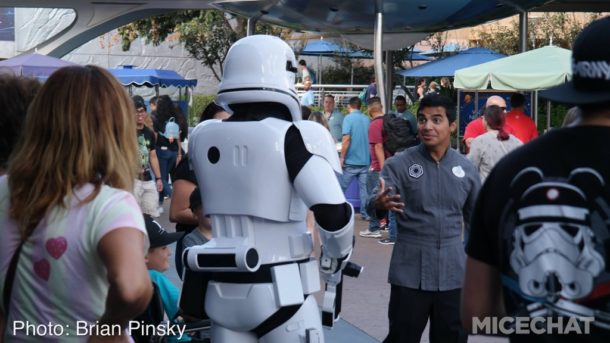 , Disneyland Update – It’s a Jingle Jangle Jedi Christmas