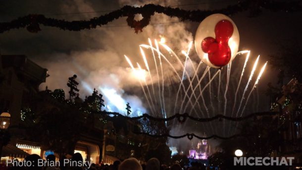 , Disneyland Update – Candlelight Warms The Night