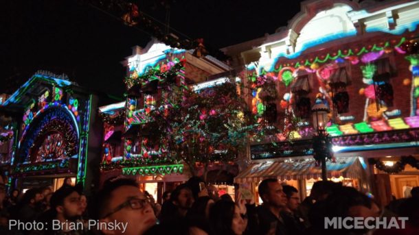 , Disneyland Update – Candlelight Warms The Night