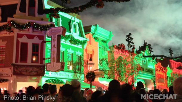 , Disneyland Update – Candlelight Warms The Night