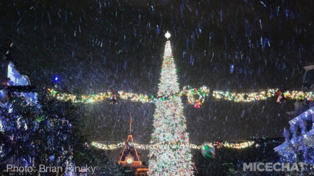 , Disneyland Update – Candlelight Warms The Night