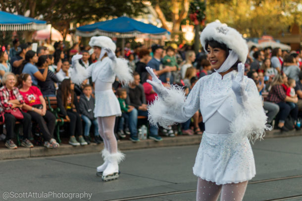 , Disneyland Update – Candlelight Warms The Night