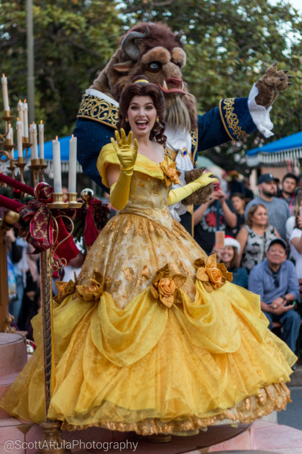 , Disneyland Update – Candlelight Warms The Night