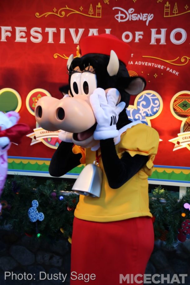 , Disneyland Update – Candlelight Warms The Night