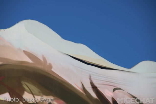 , Disneyland Update – Candlelight Warms The Night