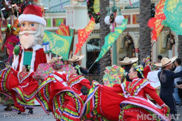 , Disneyland Update – Candlelight Warms The Night