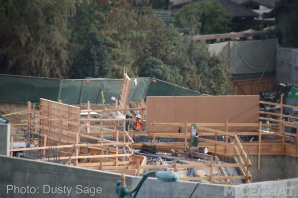 , Disneyland Update – Candlelight Warms The Night
