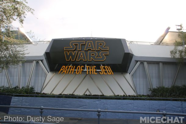 , Disneyland Update – Candlelight Warms The Night