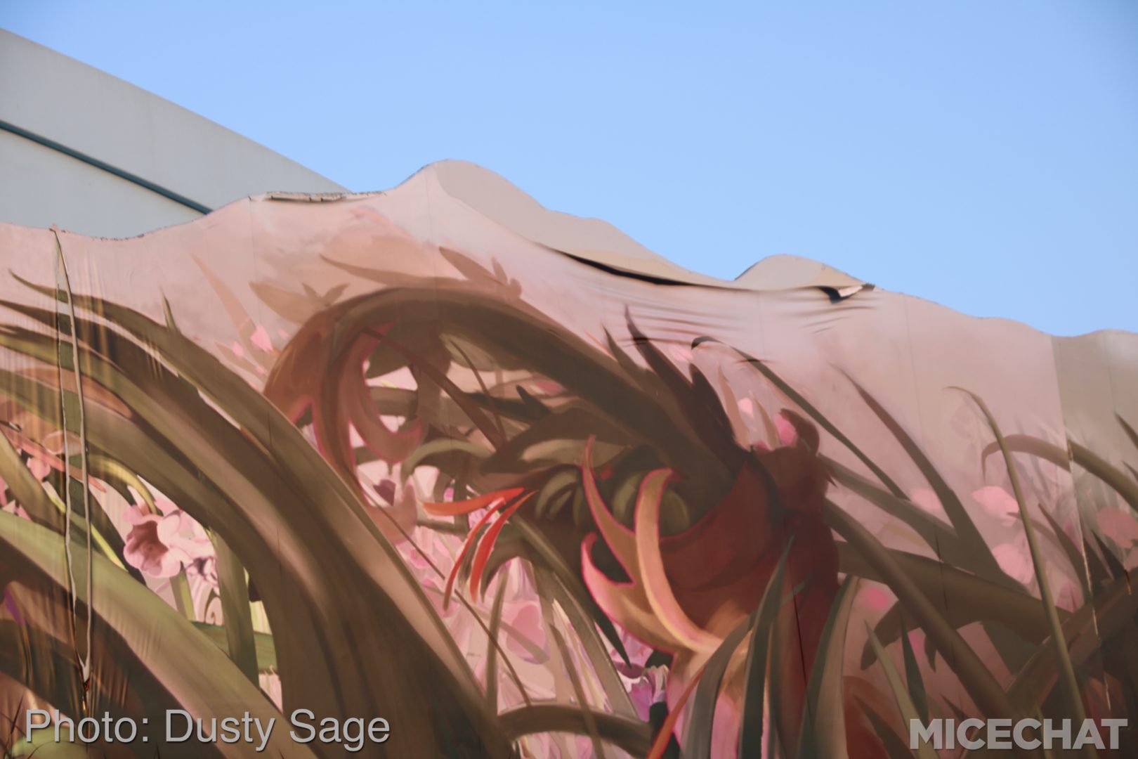 , Disneyland Resort Update – Tis The Season for Crowds and Construction