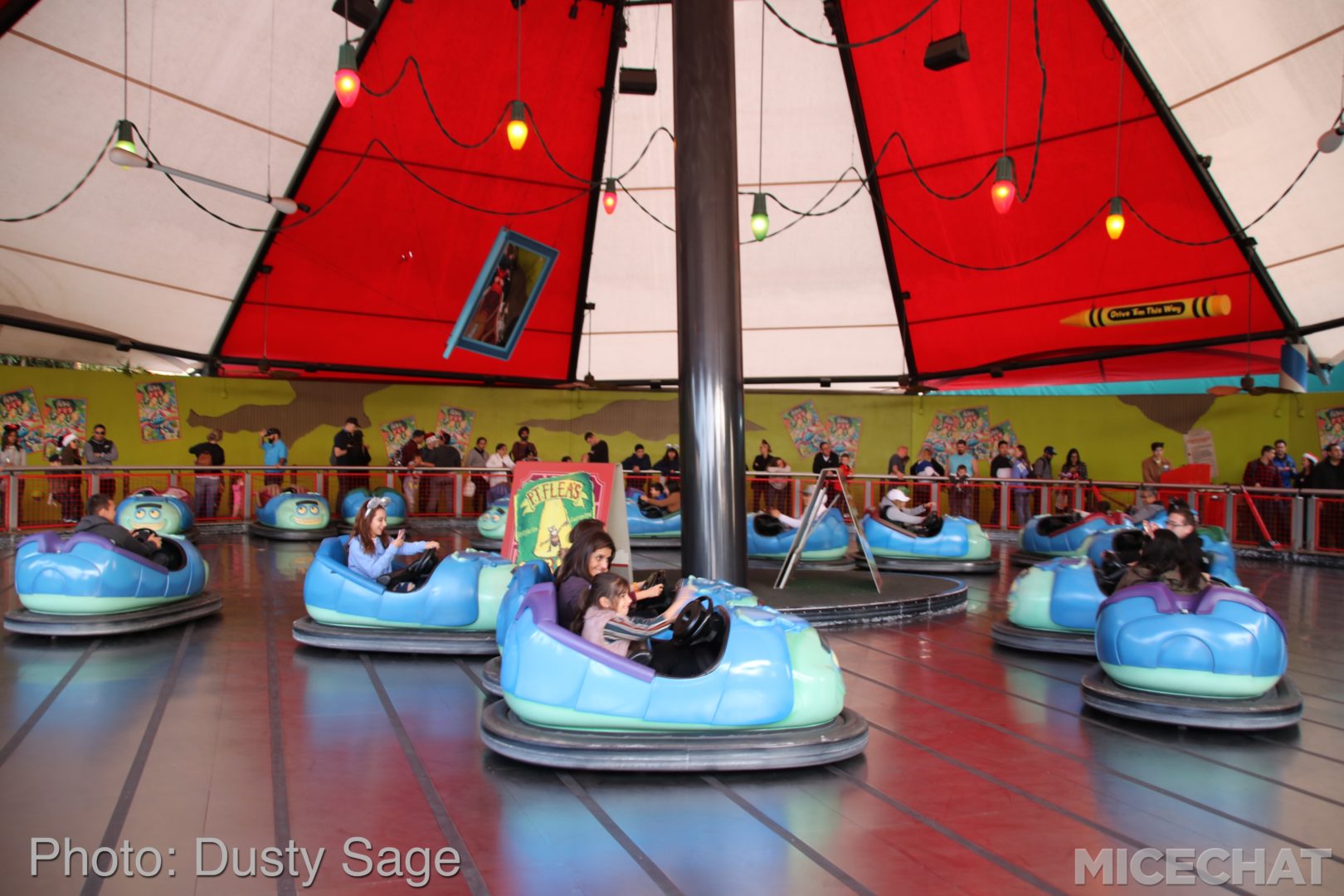 , Disneyland Resort Update – Tis The Season for Crowds and Construction
