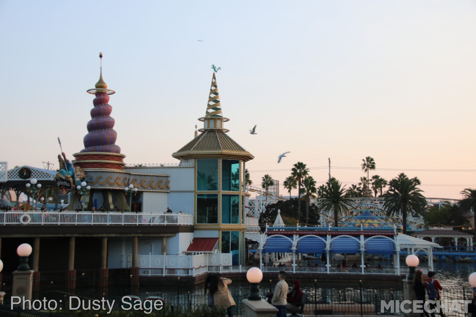 , Disneyland Resort Update – Tis The Season for Crowds and Construction