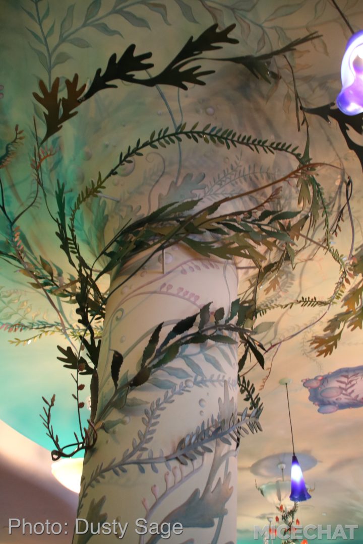 , Disneyland Resort Update – Tis The Season for Crowds and Construction
