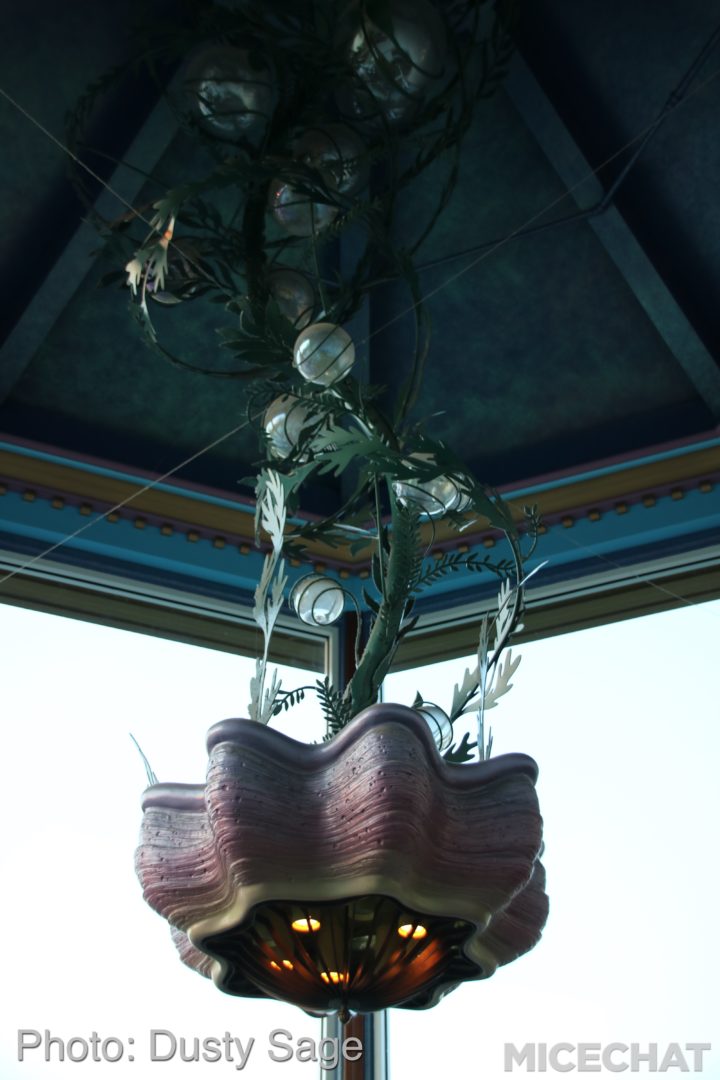 , Disneyland Resort Update – Tis The Season for Crowds and Construction