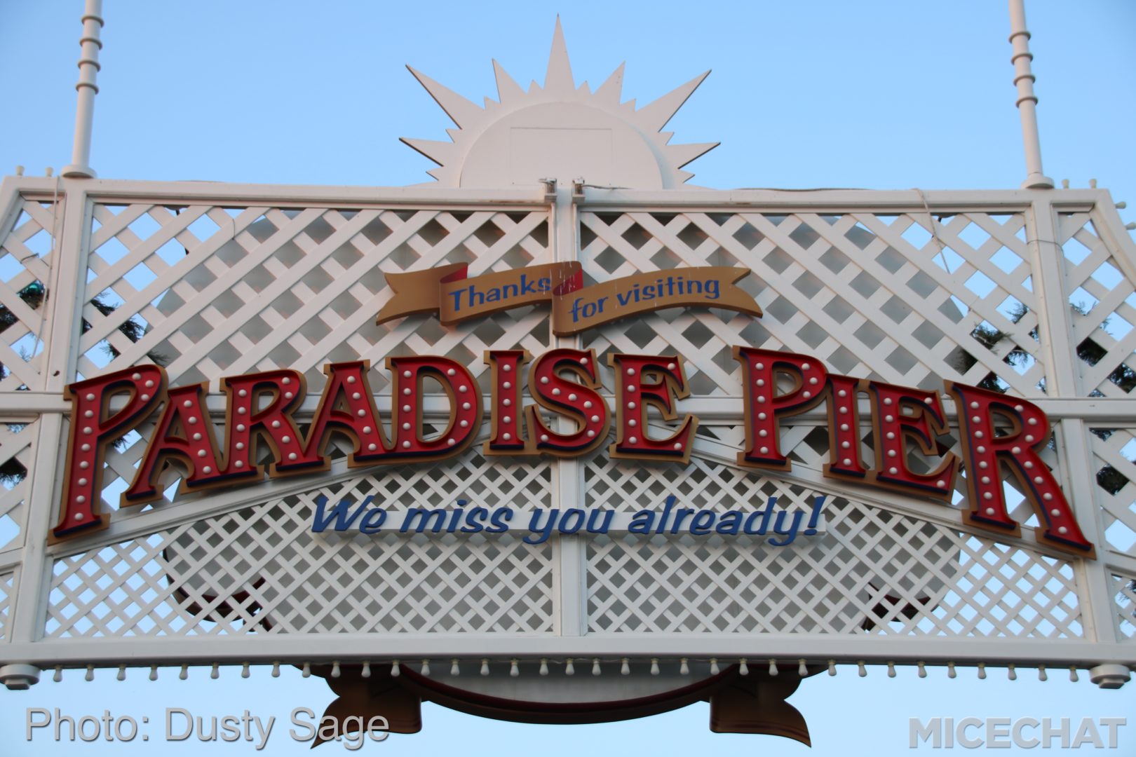 , Disneyland Resort Update – Tis The Season for Crowds and Construction