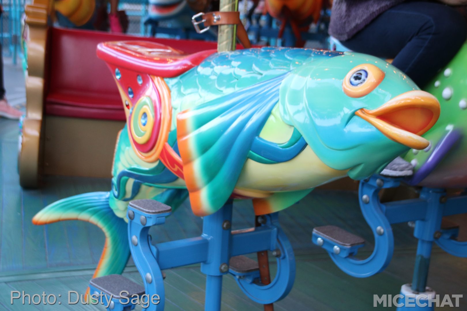 , Disneyland Resort Update – Tis The Season for Crowds and Construction