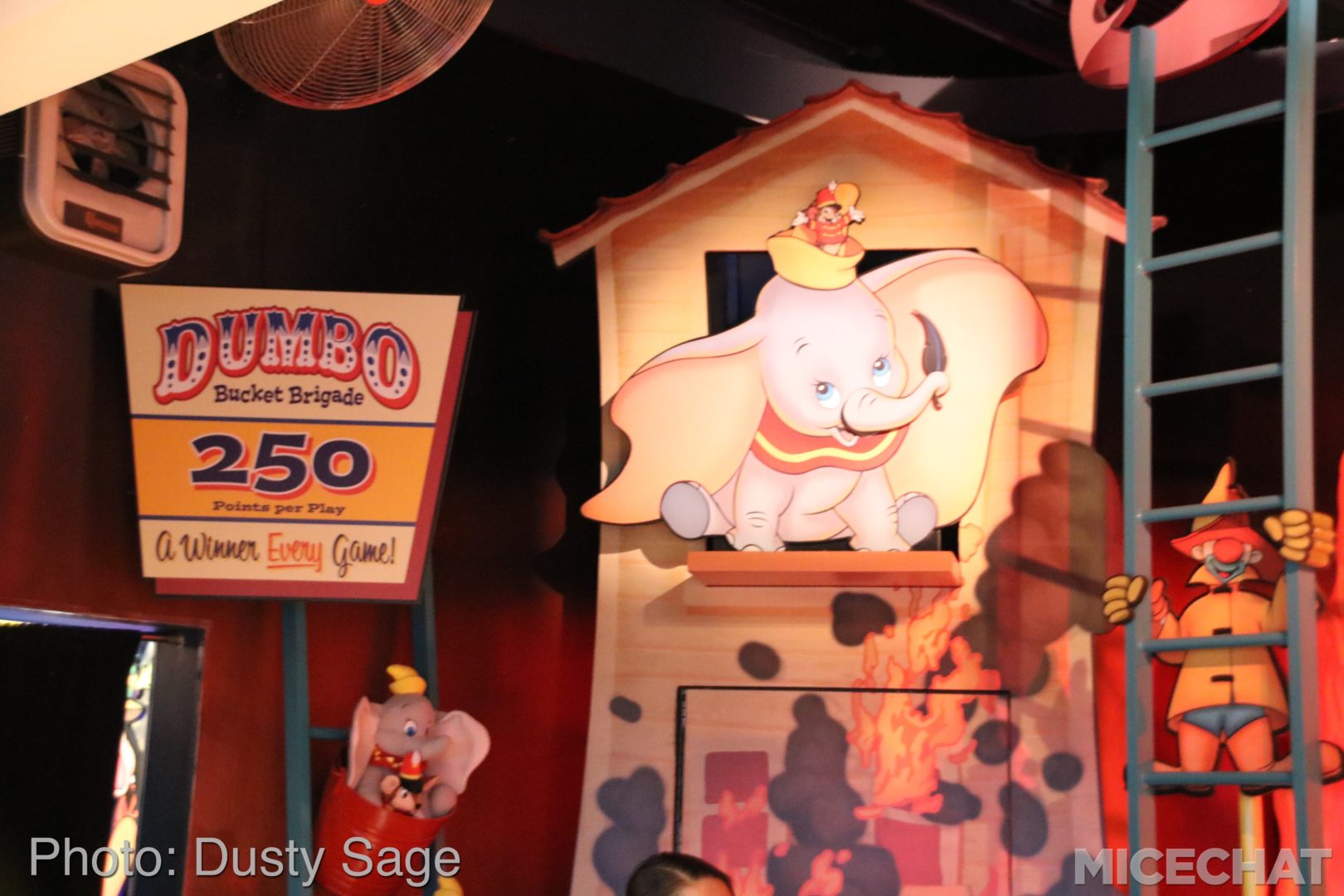 , Disneyland Resort Update – Tis The Season for Crowds and Construction